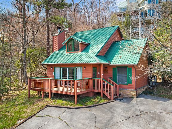 3rd image of 2119 Tamins Dr N