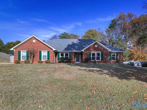119 Clubhouse Ln, Madison, AL 35757