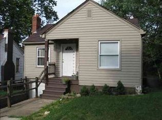 372 S Walnut St, Huntington, WV 25705