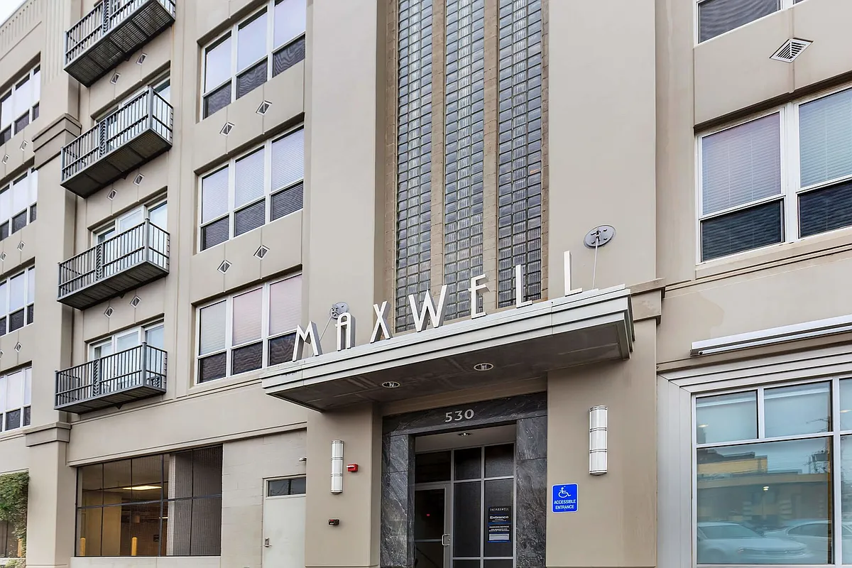 Building Photo - Maxwell Apartments