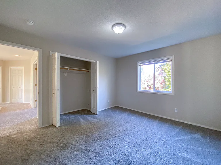 4682 Winthrop Ct — Photo 16
