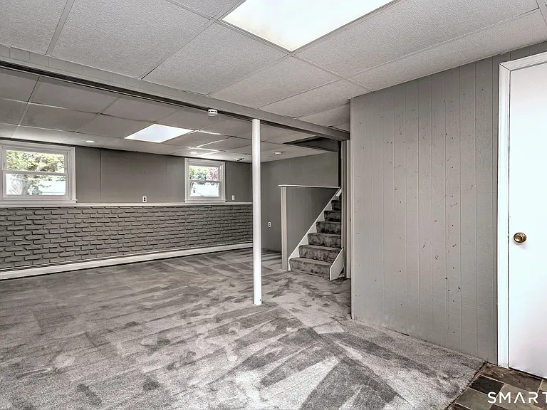 68 Pond Hill Rd — Photo 37