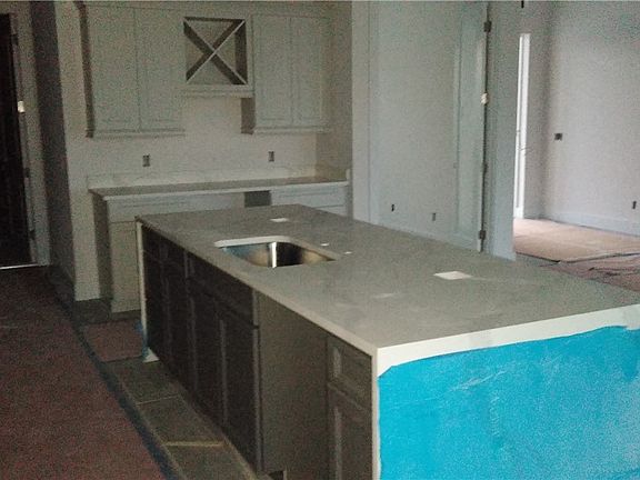 4th image of 4011 SW 17th Place Cpe