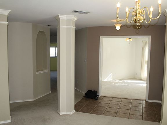 Entryway and Office/Study