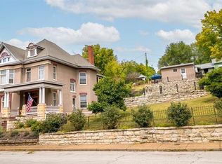 310 Boyd St, De Soto, MO 63020