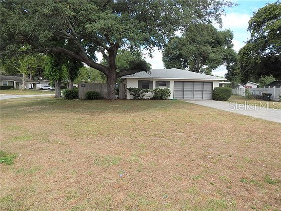 4th image of 863 S Waterview Dr