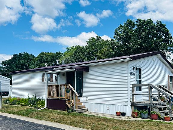 4th image of 1219 Royal Dr