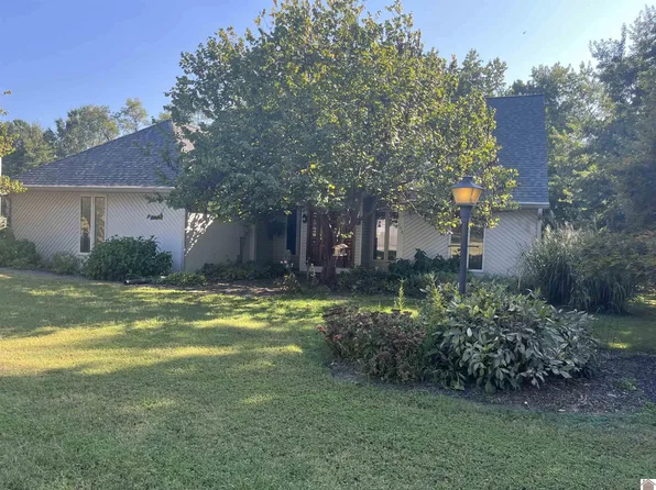708 Coventry Trl, Paducah, KY 42003