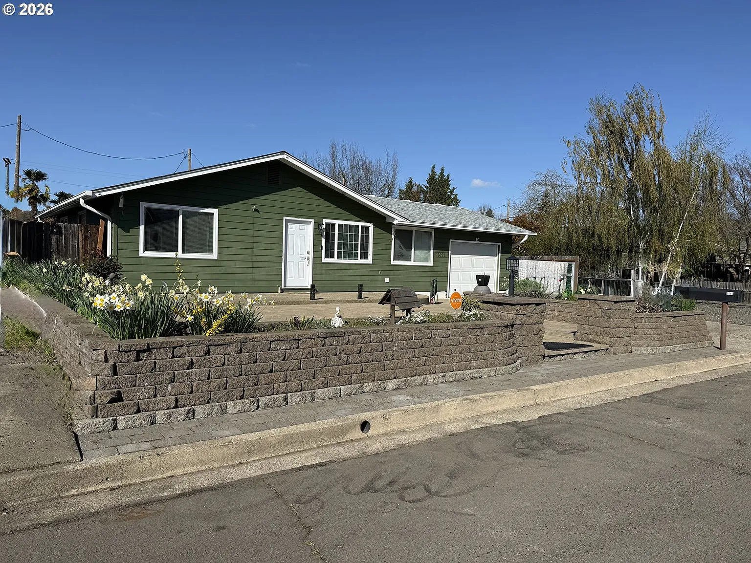 2082 Bel Air Ct #2082 photo 1