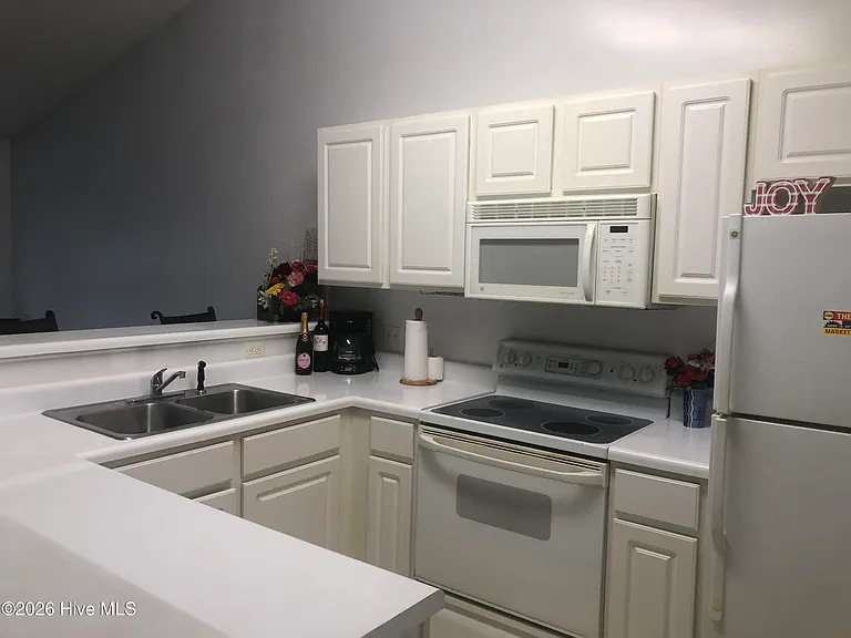 1605 Willoughby Park Ct #7 — Photo 3