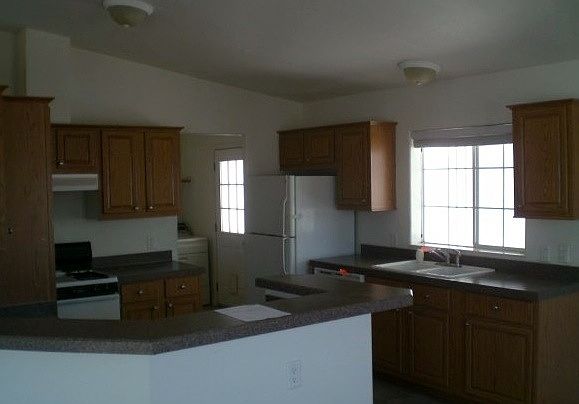 2nd image of 1465 E John L Ave