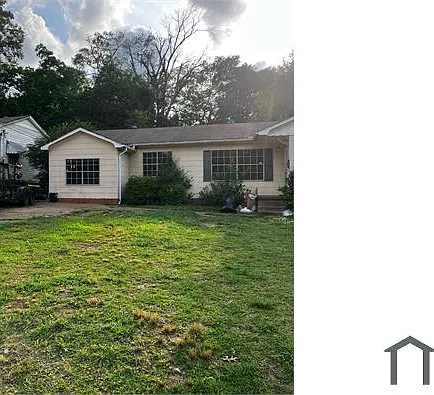 1931 Shamrock Dr — Photo 2