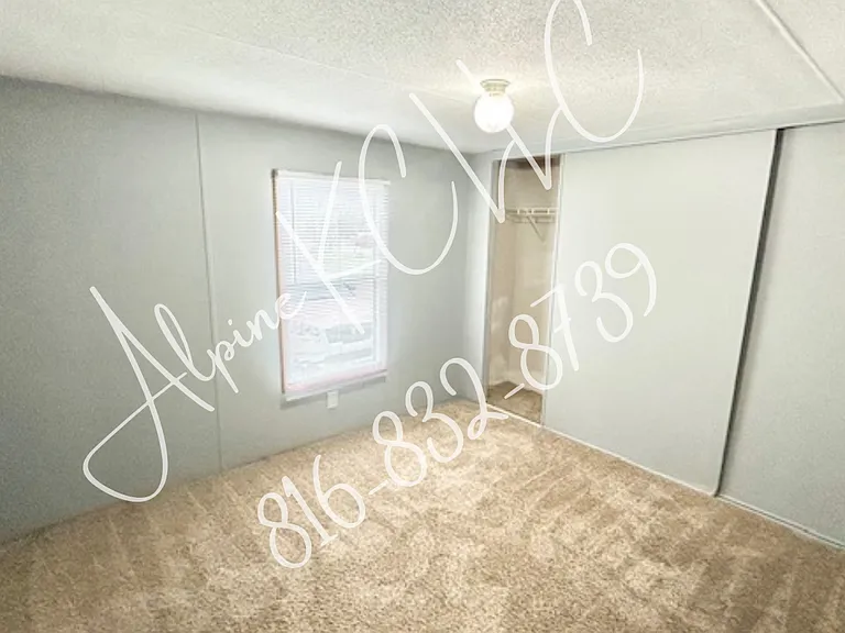 5505 SW Lakefront Ln S #4 — Photo 2