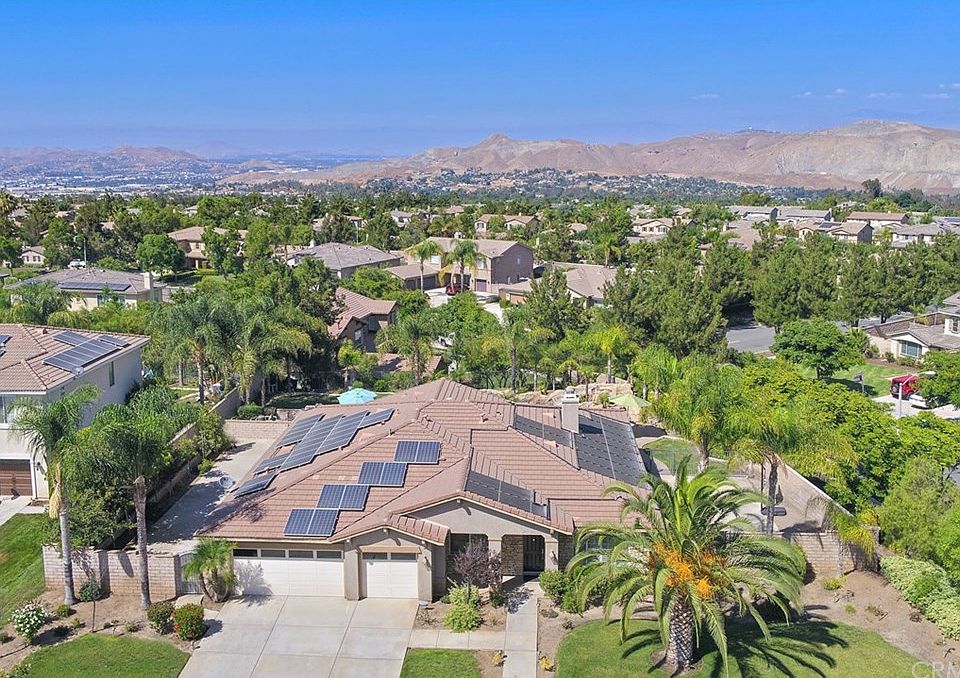 1st image of 1555 Suncountry Cir