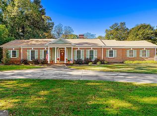470 Benson St, Hartwell, GA 30643