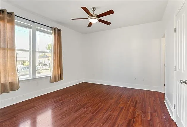 838 Hidalgo St — Photo 10