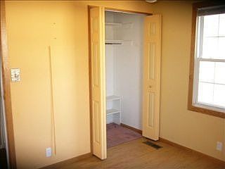 5th image of 214 N Wanut St