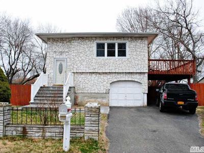 14 Milano Ave, Central Islip, NY, 11722