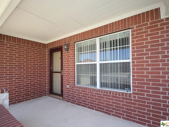 2nd image of 907 Yi Dr