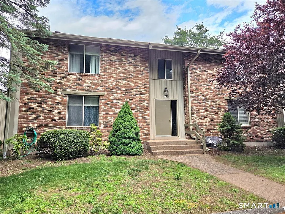 22 Amato Dr #C