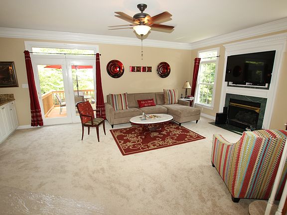4th image of 9072 Little Garden Way