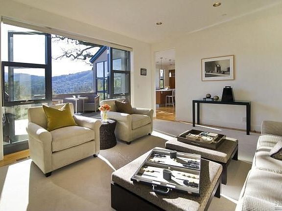 3rd image of 48 Alta Vista Ave