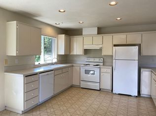 151 S 9th St #171, Independence, OR 97351