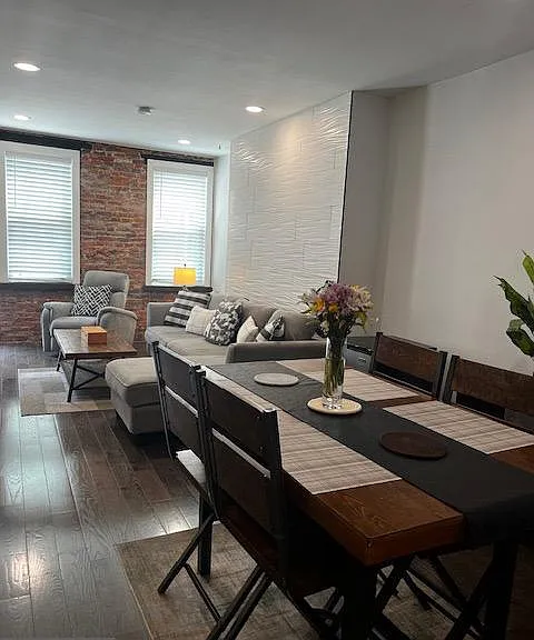 121 Mercy St — Photo 16
