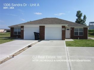 1306 Sandra Ave APT A, Warrensburg, MO 64093