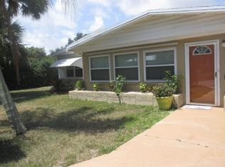 1056 NE Rio Pine Ln, Jensen Beach, FL 34957