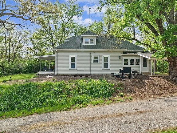 2nd image of 19511 Arrowhead Rd