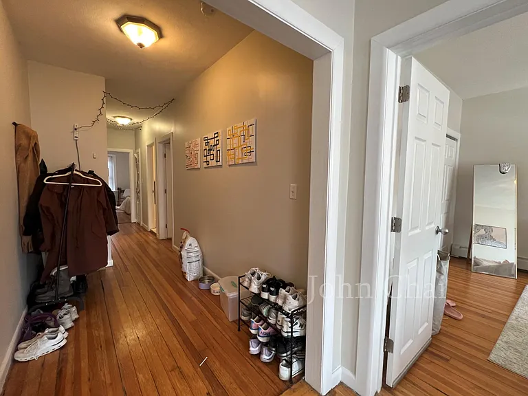 1950 Beacon St #4 — Photo 14
