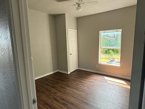 3rd image of 213 N Lutterloh Ave #A