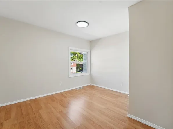 12 Saddlewood Court image 11 of 25