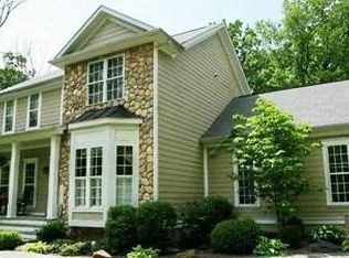 6566 Chimney Oaks Ct, Marshall, VA 20115
