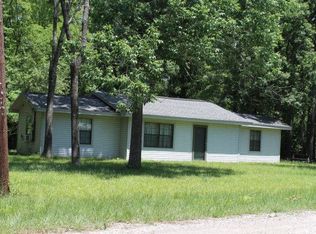 333 Parkside Dr, Zavalla, TX 75980