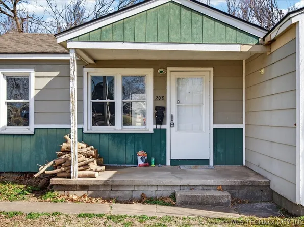 208 S Cherokee Ave, Dewey, OK 74029