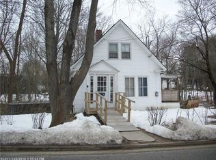11 King St, Saco, ME 04072