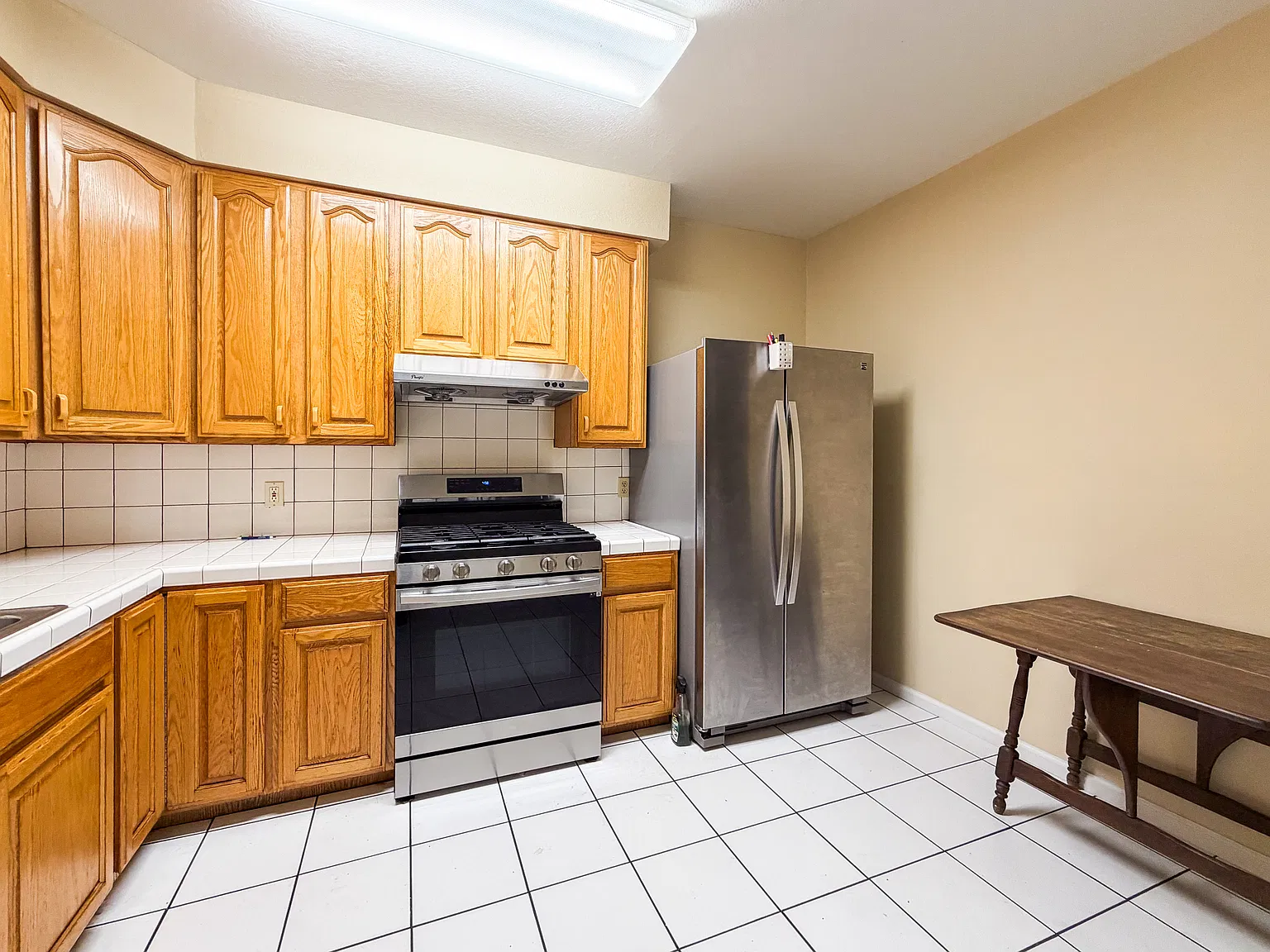 3 bed, $3,300 — Photo 2