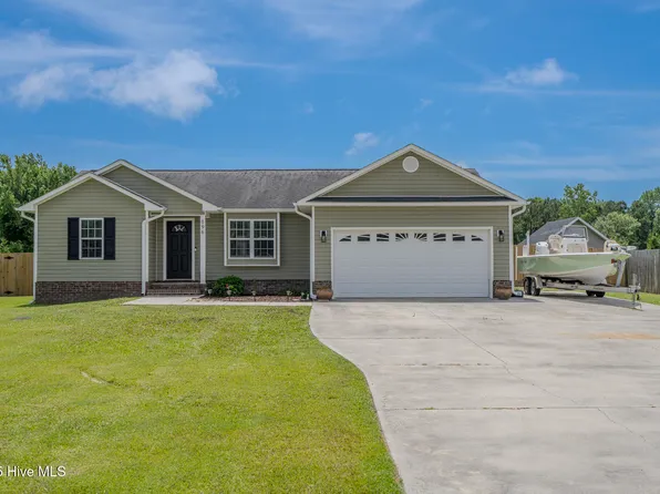 196 Great Neck Landing Road, Hubert, NC 28539
