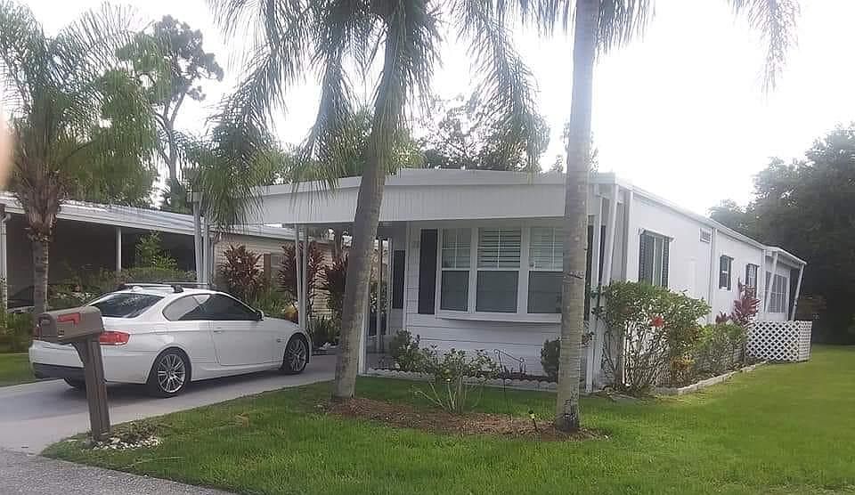 1st image of 28 Iberian Ln