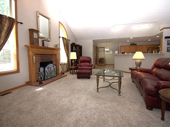 4th image of 6135 Joneswood Dr