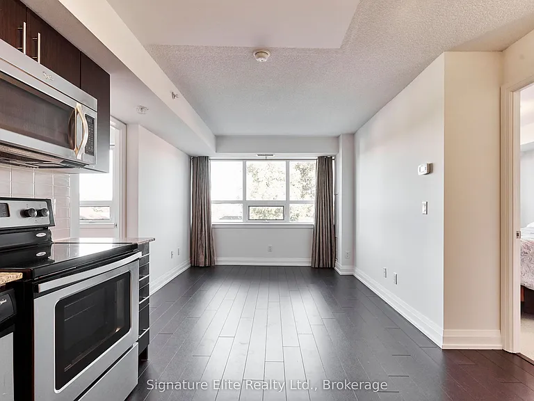 3520 Danforth Ave #301 — Photo 4