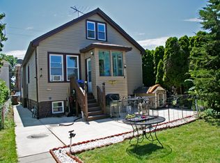 7539 W 61st Pl, Summit, IL 60501