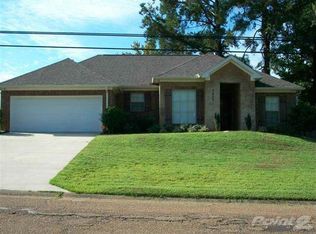 2053 Beechwood Blvd, Pearl, MS 39208