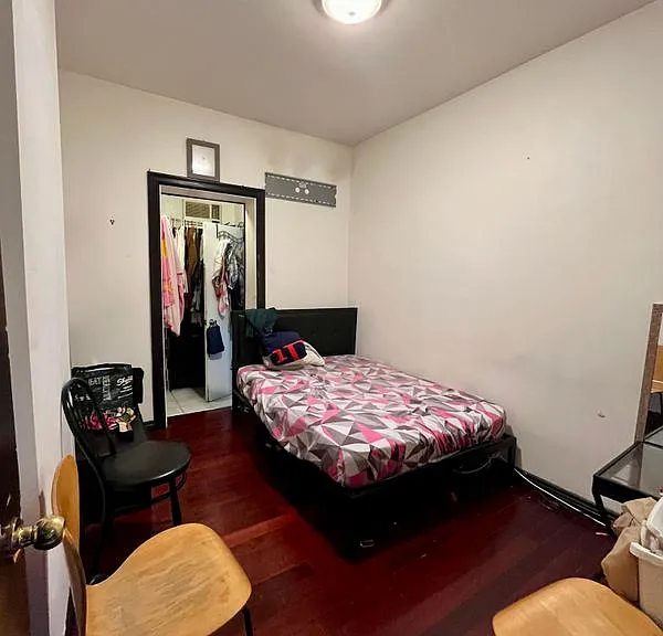 39 Spruce St #4 — Photo 2