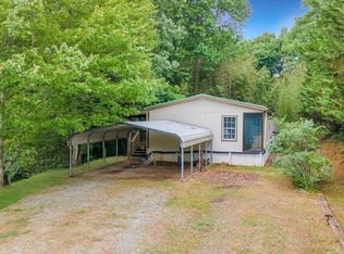 7 Level Ln, Franklin, NC 28734