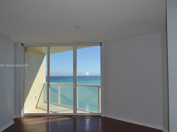4th image of 16699 Collins Ave APT 3109