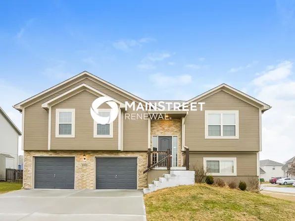 1001 Quartz St, Louisburg, KS 66053