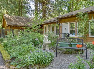 69011 E Bridge St, Welches, OR 97067